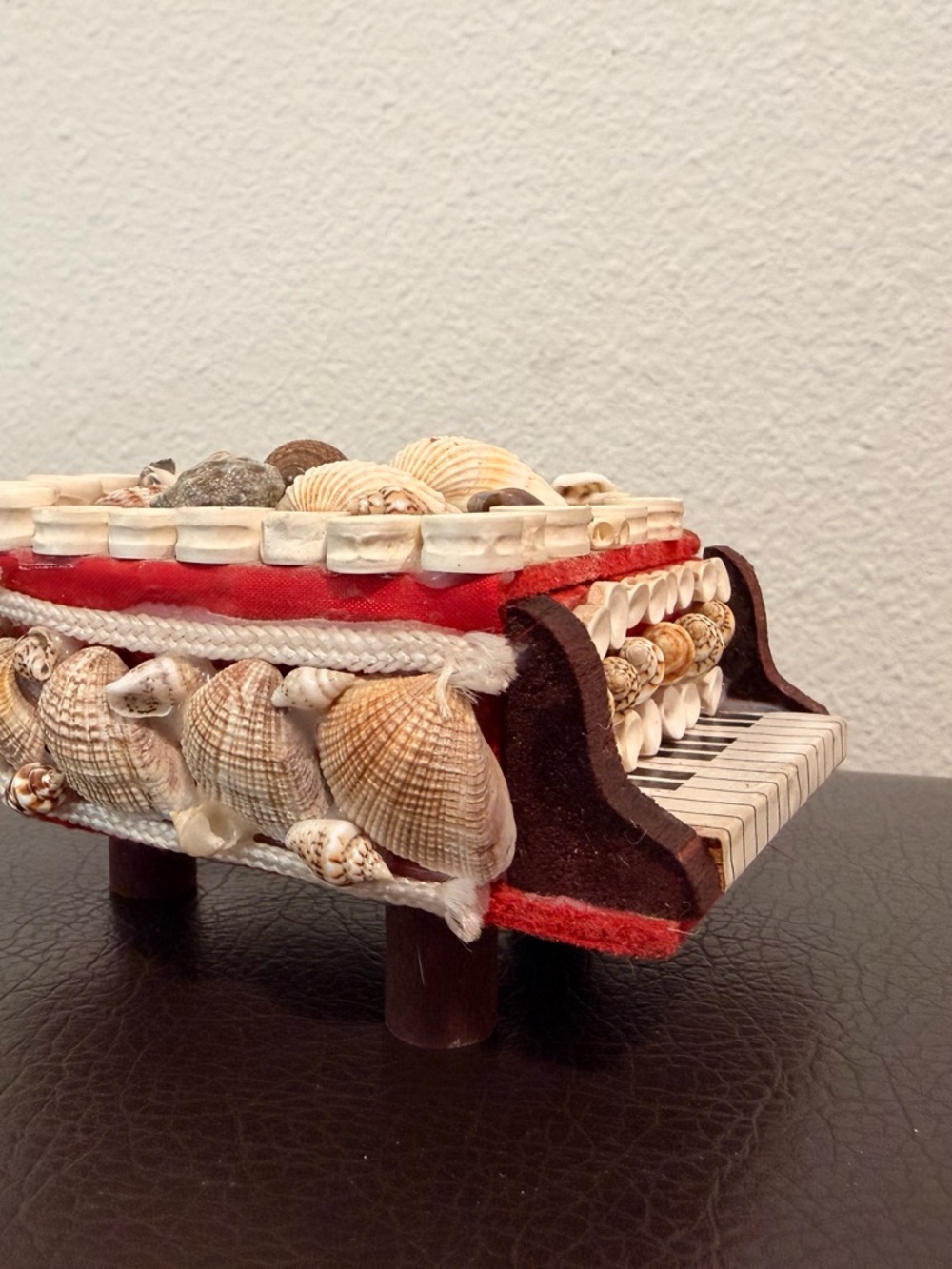 Handcrafted Red Shell Piano Trinket Box - Picture 3 of 5